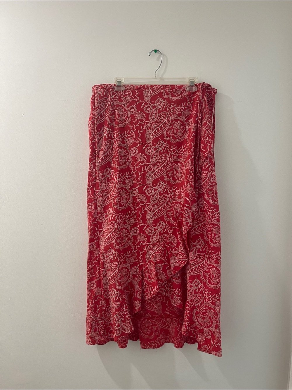 Universal Thread Red Paisley High-Low Skirt